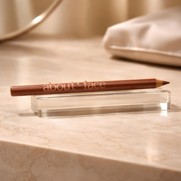 about face Other - About Face Lip Liner In HAPPY ENDINGS